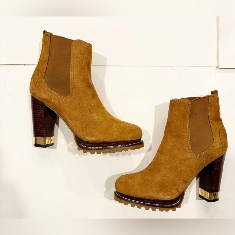 Tory Burch Virginia Tan Suede Stylish Tan Ankle Boots for Women Size 8